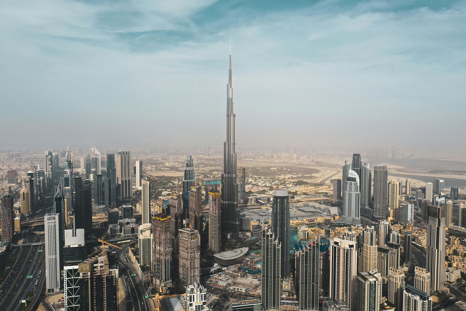 Dubai, the best place in the Middle East. Find your dream home now